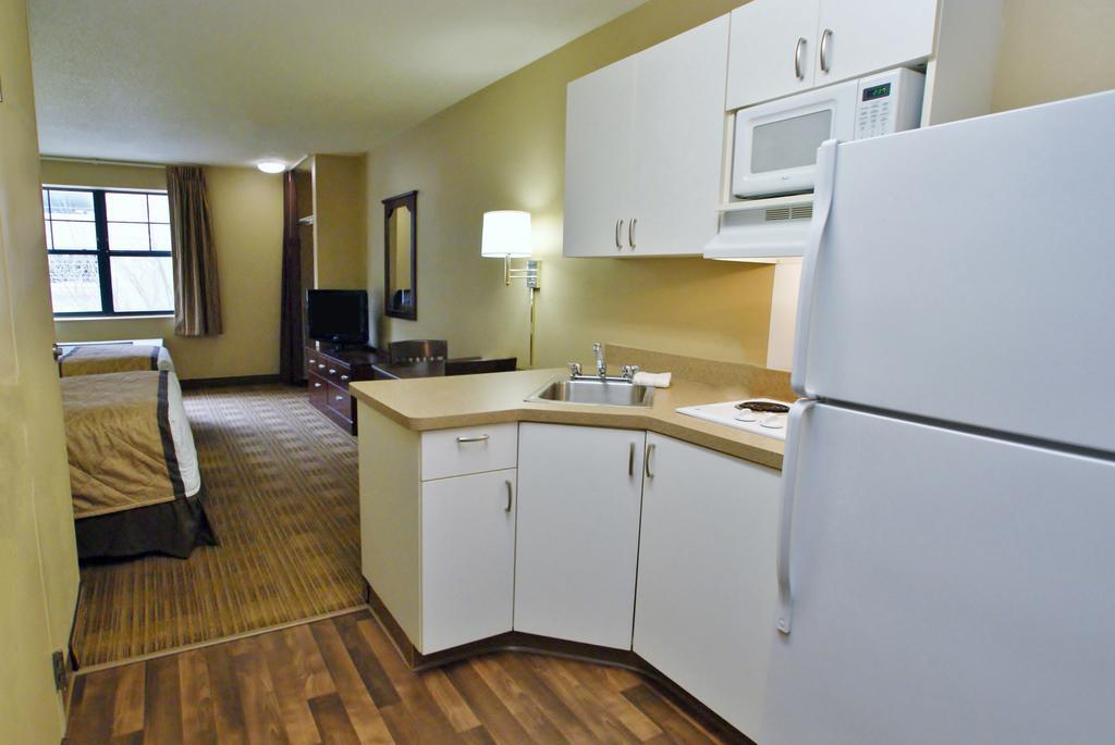 Extended Stay America Suites - Oklahoma City - Nw Expressway Экстерьер фото